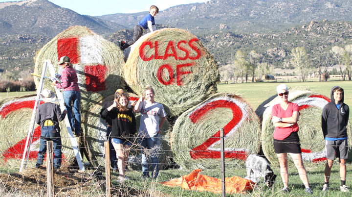 Hay there! We are graduating!